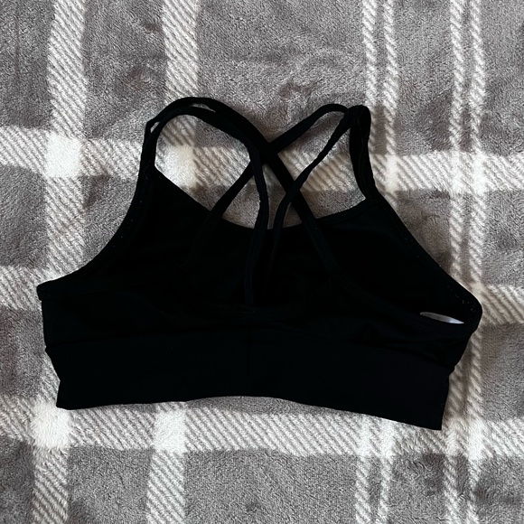 Dtina’s Boutique Black Sports Bra – Sleek & Supportive Athleisure - Picture 4 of 4
